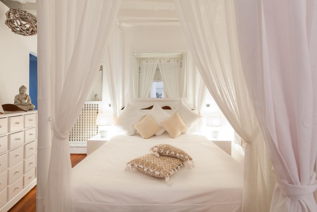 Honey Navona Deluxe Apartment Rome Bilik gambar