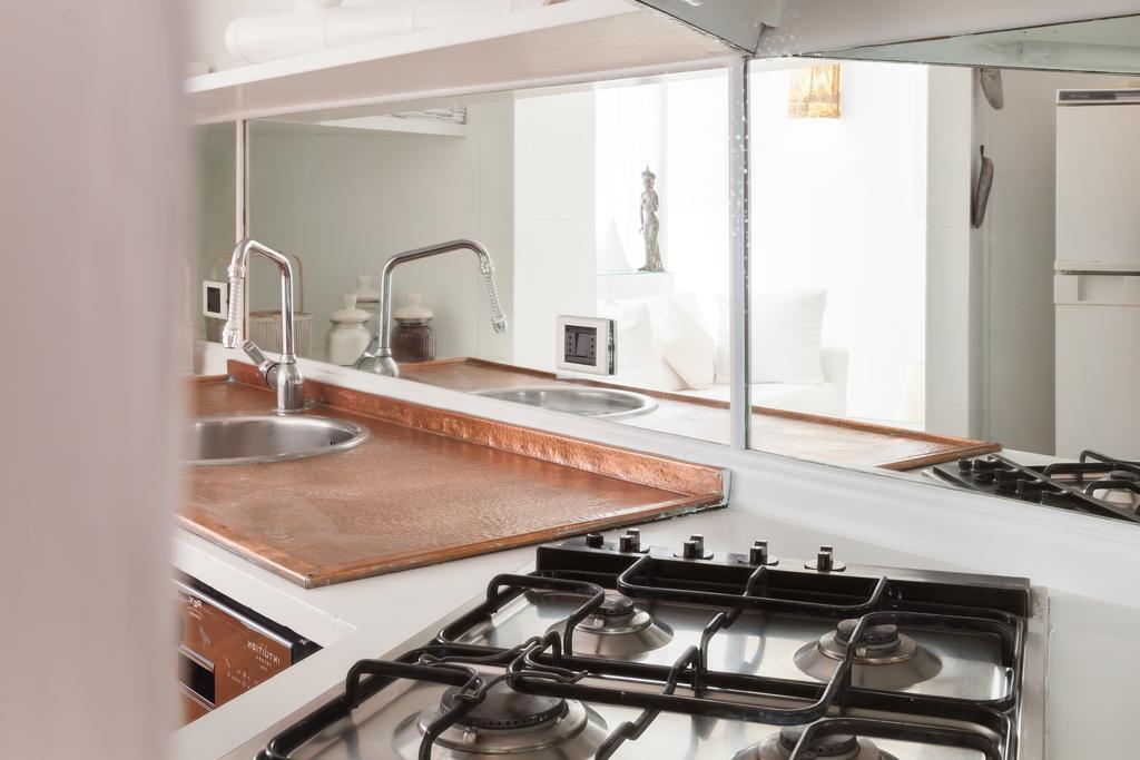 Honey Navona Deluxe Apartment Rome Bilik gambar